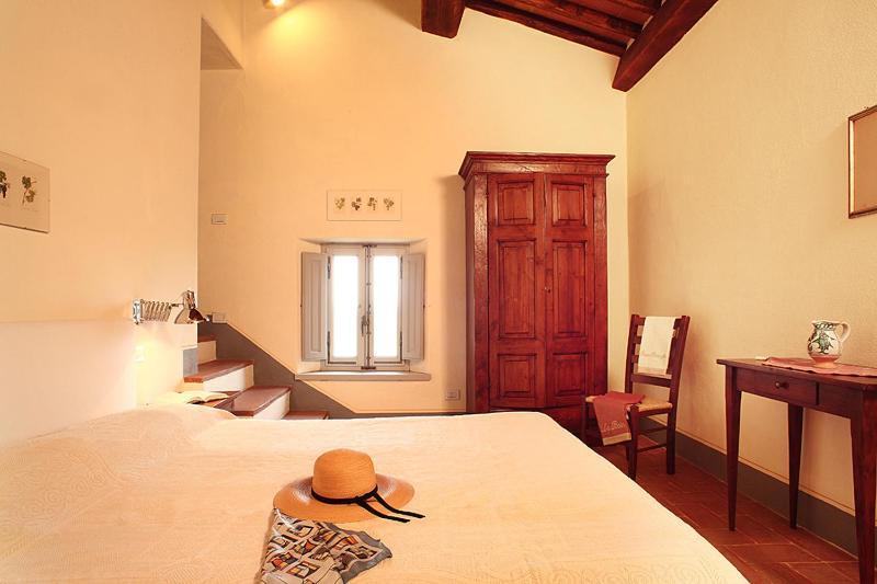Agriturismo Podere La Casa Montalcino Exterior photo